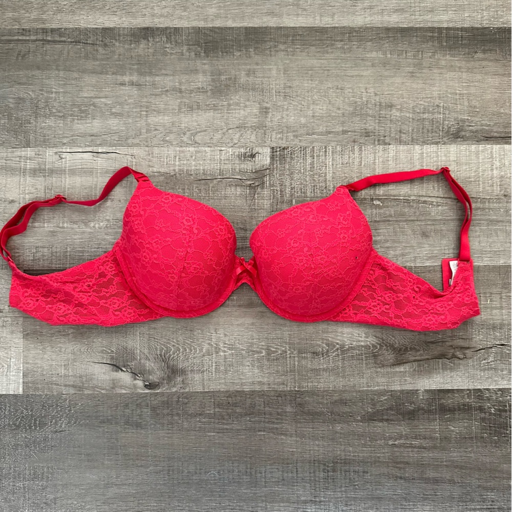 VS Lined Perfect Coverage Lace Bra 34D